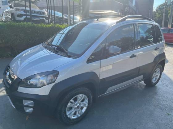 FIAT IDEA 1.8 MPI ADVENTURE 16V FLEX 4P MANUAL FIAT IDEA 1.8 MPI ADVENTURE 16V FLEX 4P MANUAL